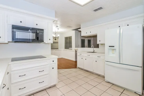 $297,800 | 3815 Plum Hollow Drive, Houston, TX 77059