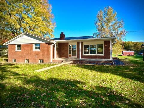 697 State Rte 97 East Bellville, OH 44813 - Photo 1 of 25 1