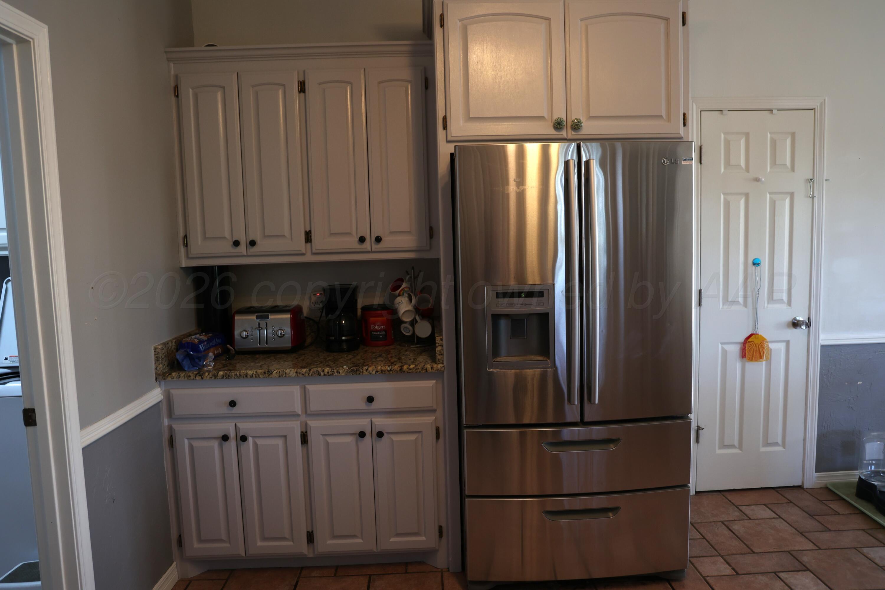 8917 Dove Road Canyon, TX 79015 - Photo 6 of 40 Coffee bar