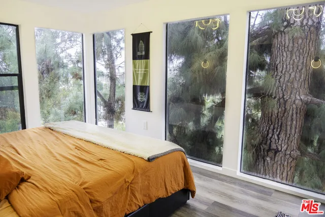 $8,495 | 1933 Lemoyne Street, Unit C, Los Angeles, CA 90026