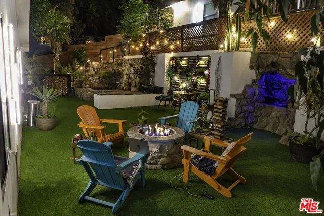 $8,495 | 1933 Lemoyne Street, Unit C, Los Angeles, CA 90026