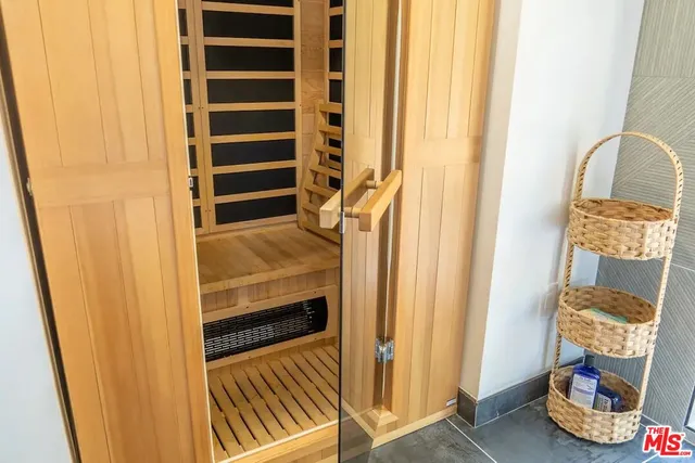 $8,495 | 1933 Lemoyne Street, Unit C, Los Angeles, CA 90026