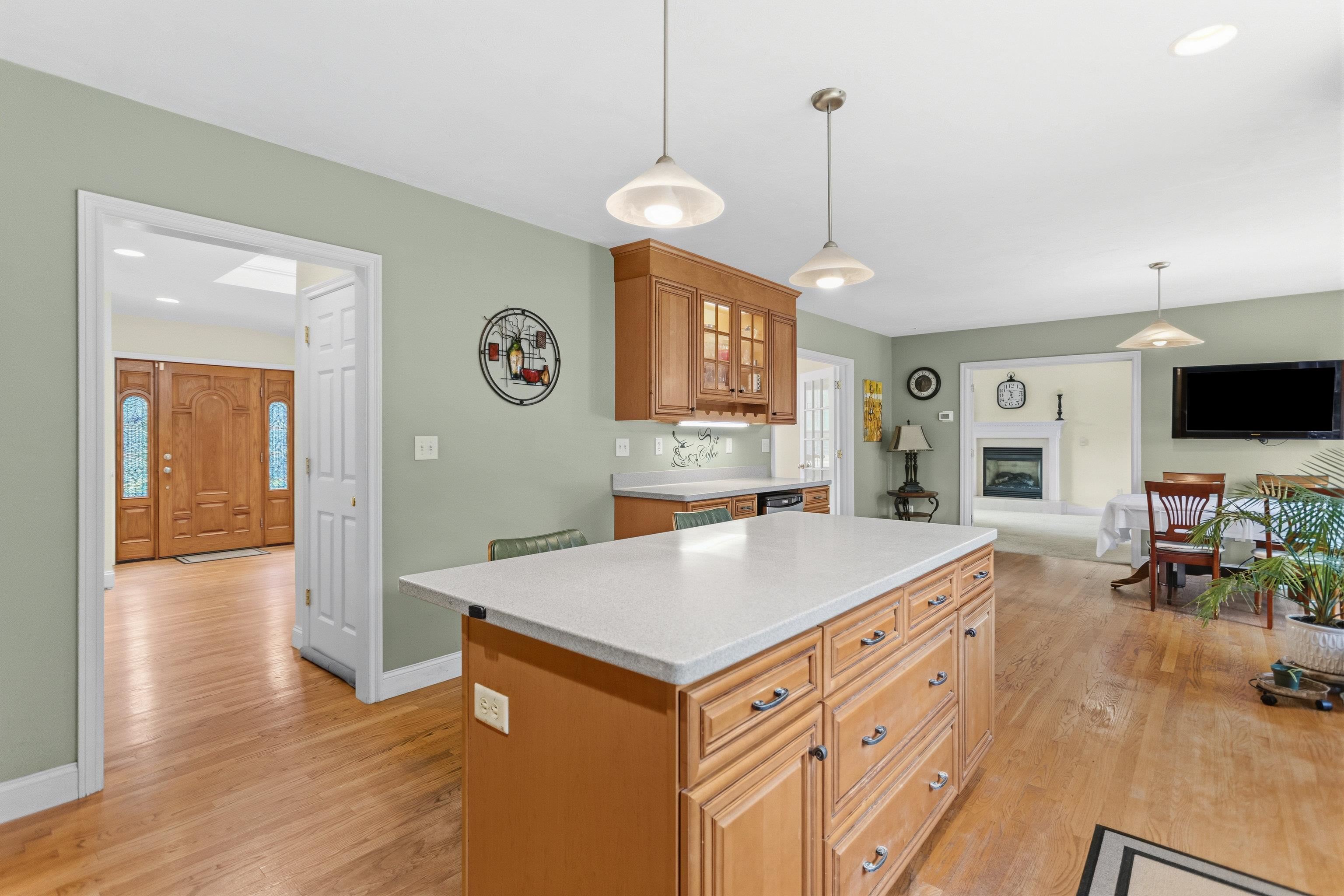 35 Mockingbird Hill Road Windham, NH 03087 - Photo 9 of 53 Gallery Image 9