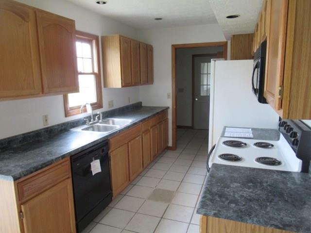 11540 Walters Road Martinsville, IN 46151 - Photo 7 of 34 Gallery Image 7
