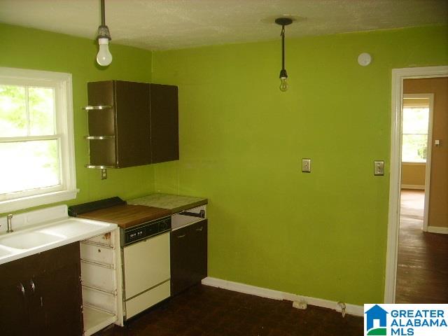 147 Crest Road East Bessemer, AL 35023 - Photo 13 of 17
