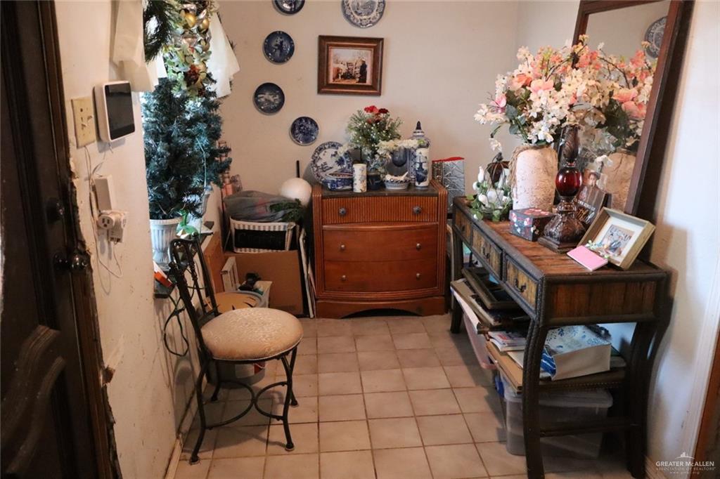 306 East Martin Street Rio Grande City, TX 78582 - Photo 2 of 16