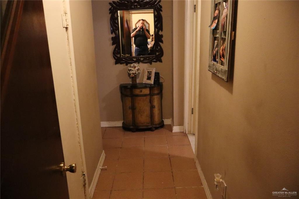 306 East Martin Street Rio Grande City, TX 78582 - Photo 7 of 16