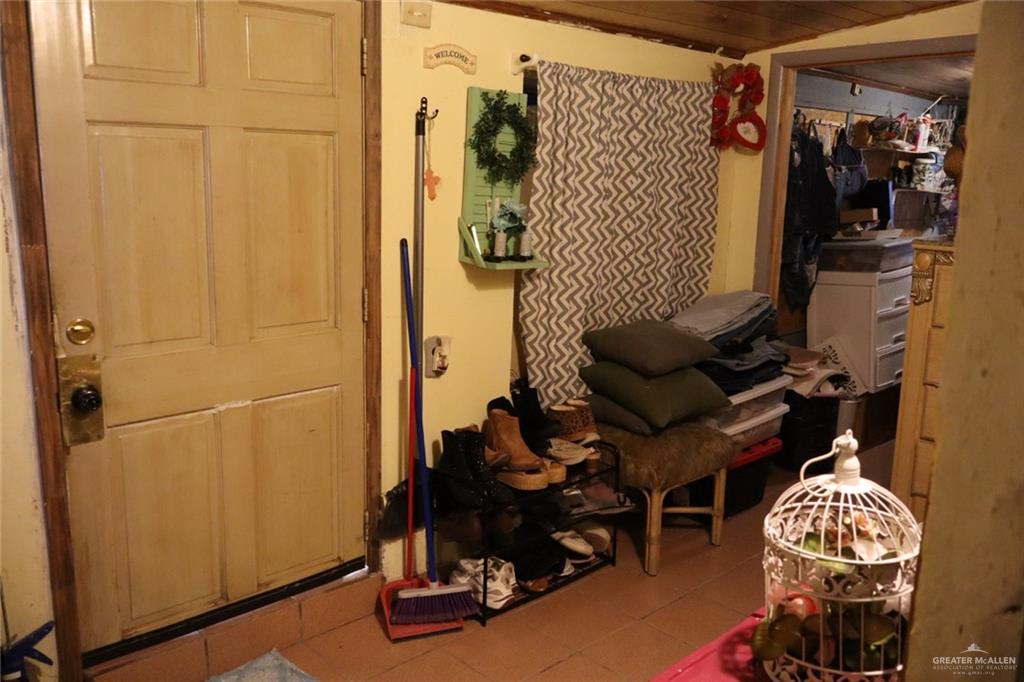 306 East Martin Street Rio Grande City, TX 78582 - Photo 10 of 16