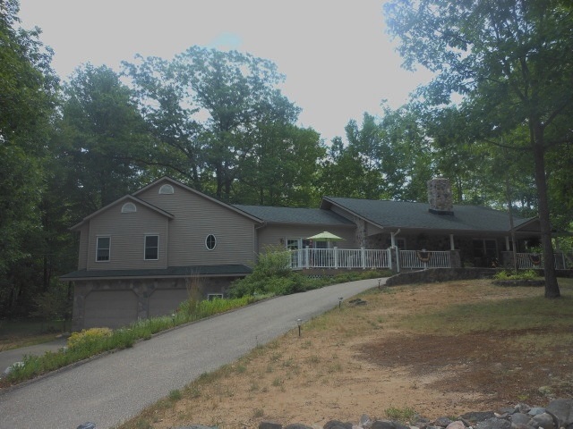 8885 Alger Road Alger, MI 48610 - Photo 1 of 19 1820330.JPG