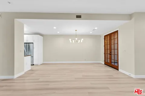 $5,950 | 3833 Huron Avenue, Unit 4, Culver City, CA 90232