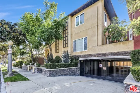 $5,950 | 3833 Huron Avenue, Unit 4, Culver City, CA 90232