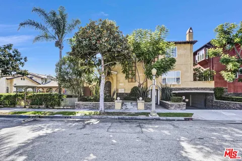 $5,950 | 3833 Huron Avenue, Unit 4, Culver City, CA 90232