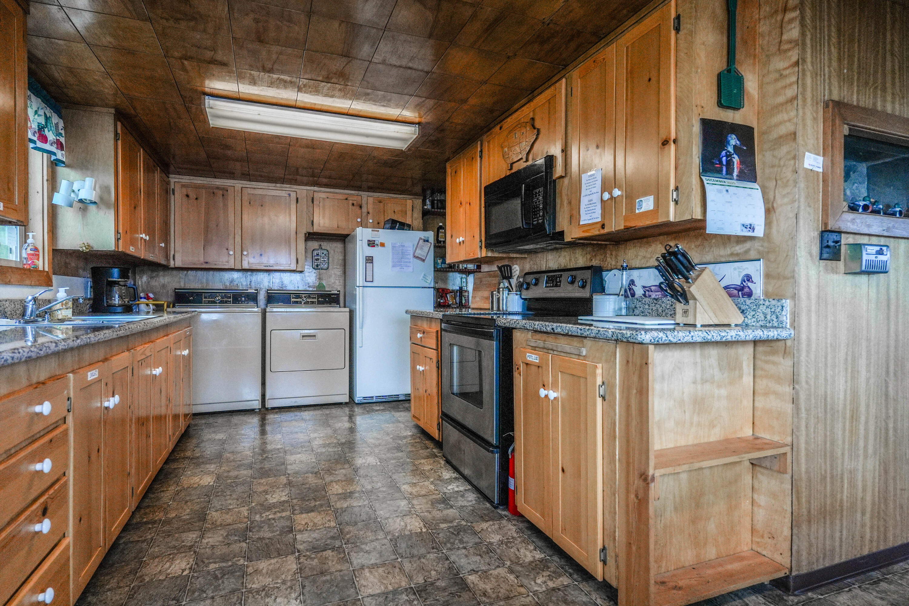 27713 Rocky Point Road, Unit A2 Klamath Falls, OR 97601 - Photo 49 of 129 Gallery Image 49