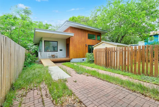 $945,000 | 809 East 44th Street, Austin, TX 78751