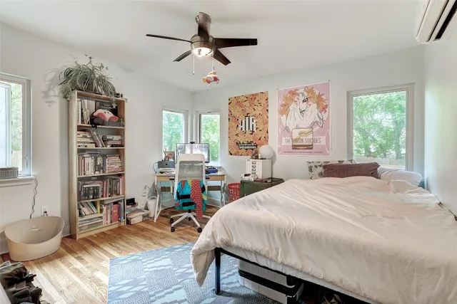 $945,000 | 809 East 44th Street, Austin, TX 78751