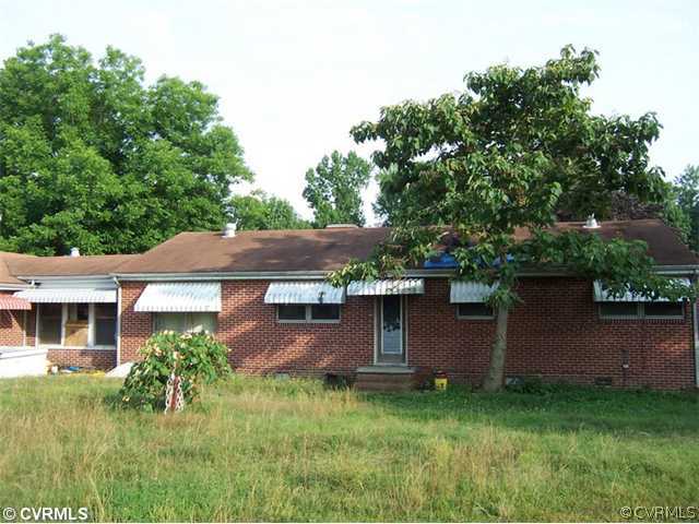 2966 Travellers Road Shacklefords, VA 23156 - Photo 4 of 11 Exterior Back