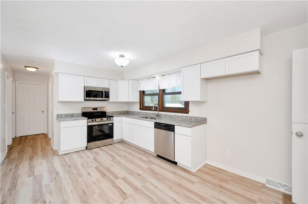 119 Glacial Till Road Slippery Rock, PA 16057 - Photo 4 of 30