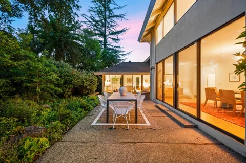 $8,998,000 | 1955 Parkside Avenue, Hillsborough, CA 94010