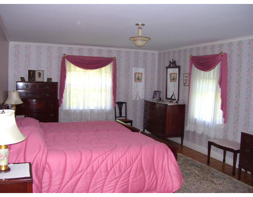 23 Fiske Road Wellesley, MA 02481 - Photo 7 of 9