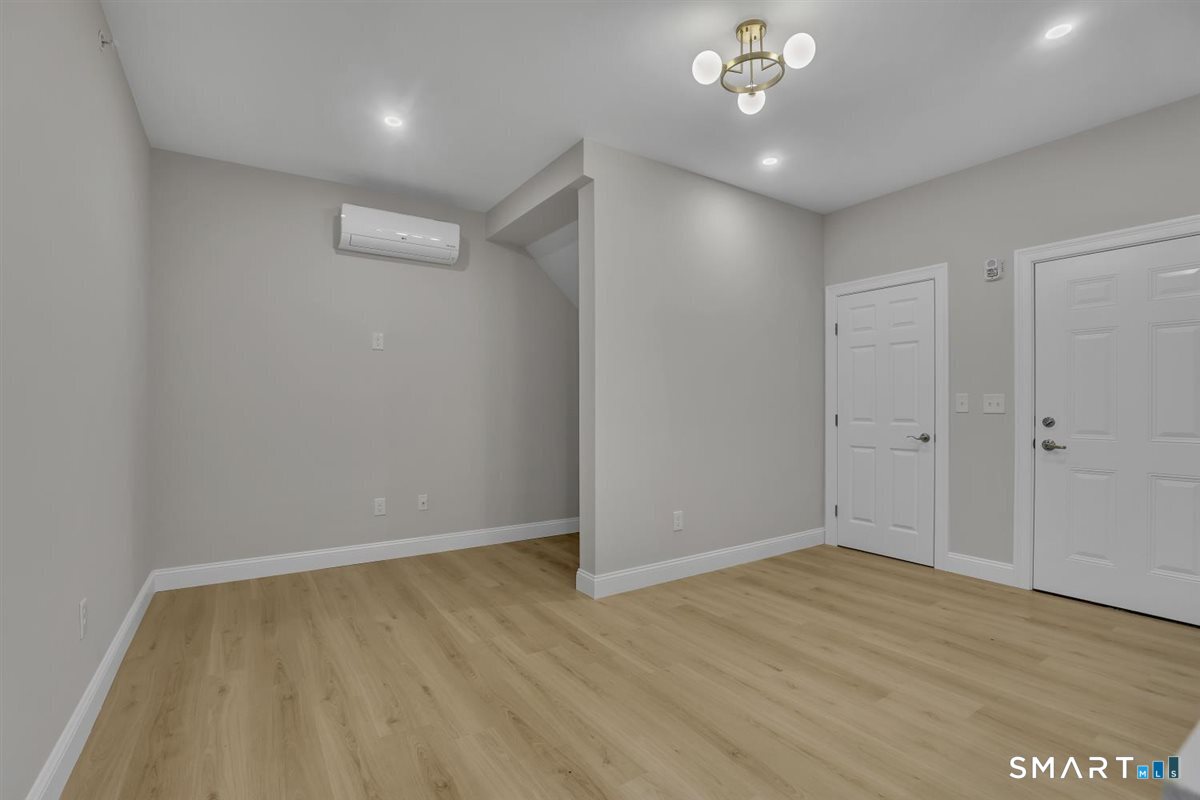 1347 New Haven Road, Unit 2 Naugatuck, CT 06770 - Photo 6 of 10 Gallery Image 6
