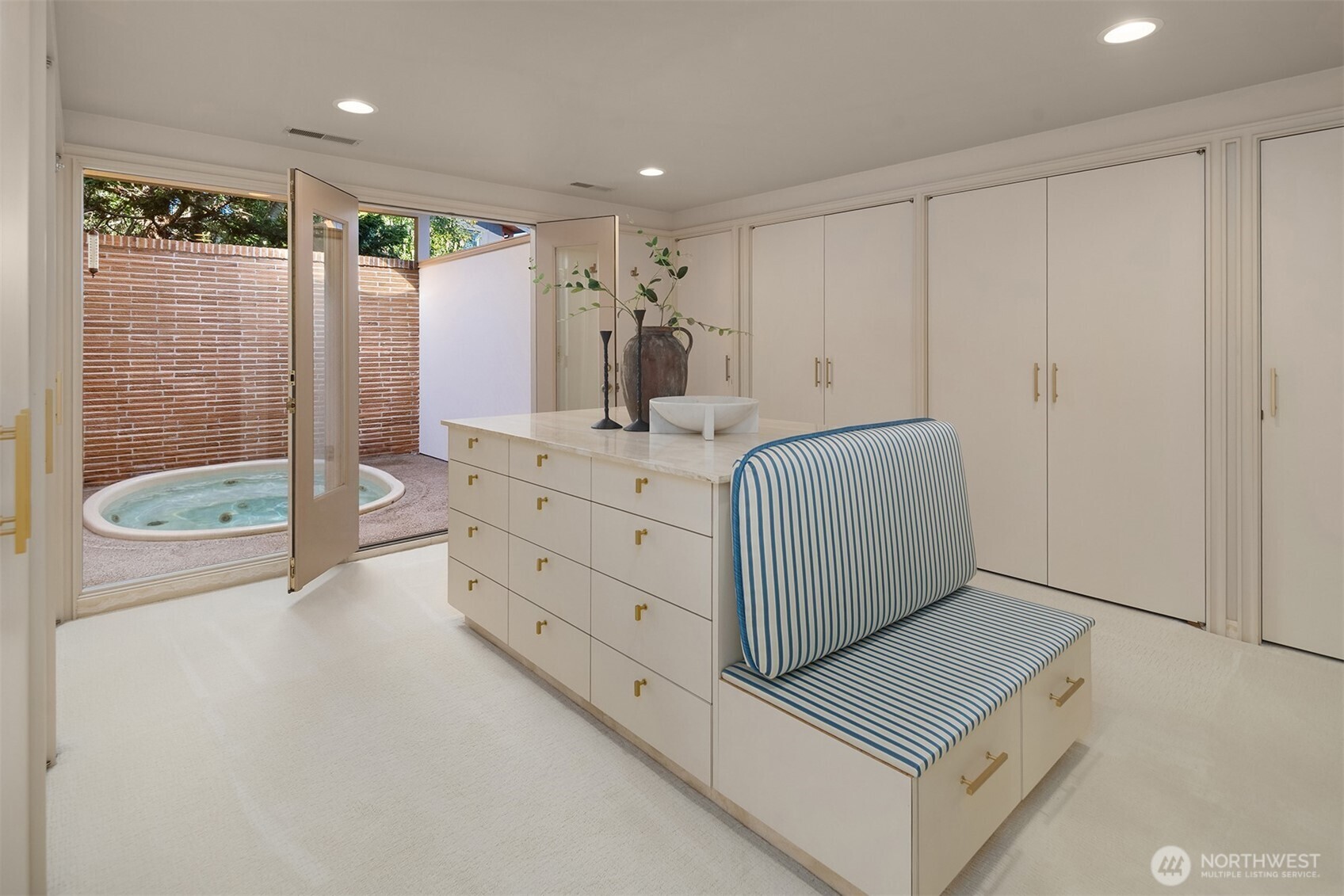 17825 Normandy Terrace Southwest Normandy Park, WA 98166 - Photo 23 of 40