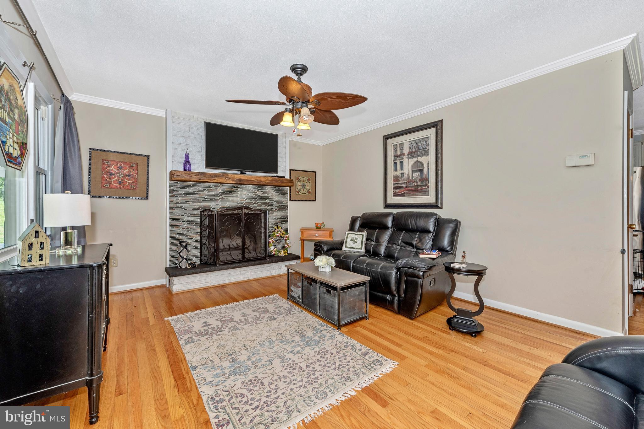 4830 Teen Barnes Road Frederick, MD 21703 - Photo 7 of 59 Original Hardwood floors