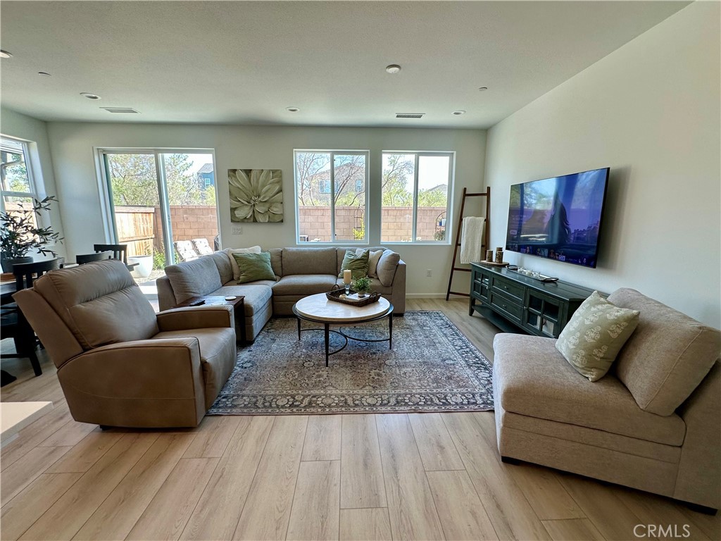 697 Grace Madera, CA 93636 - Photo 14 of 52 Gallery Image 14