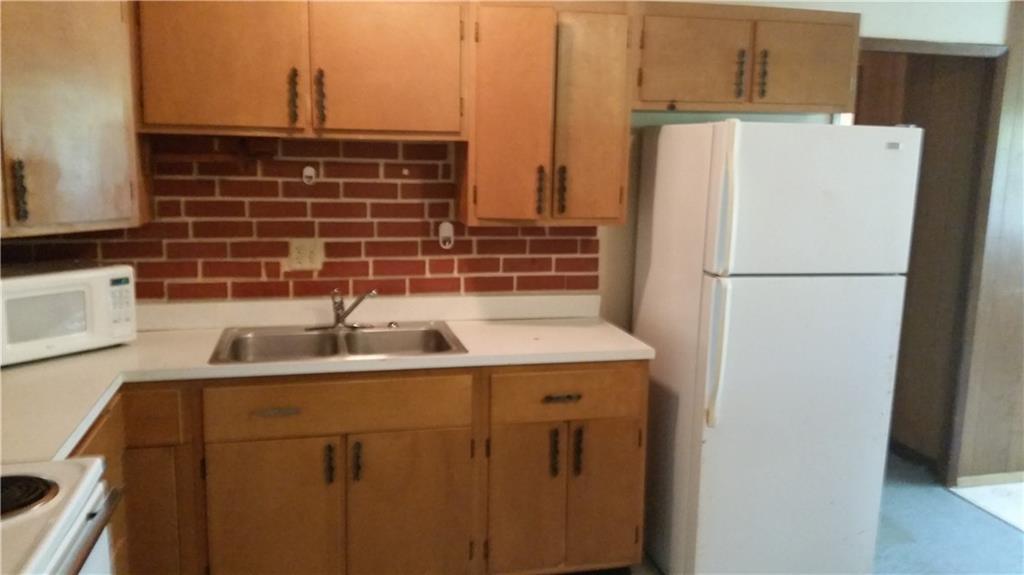 3956 North Mitthoefer Road Indianapolis, IN 46235 - Photo 3 of 17 Gallery Image 3