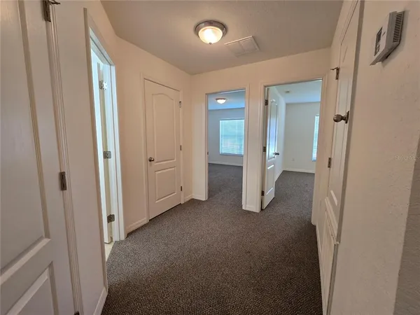 $2,800 | 2081 Farrington Drive, Lakeland, FL 33809