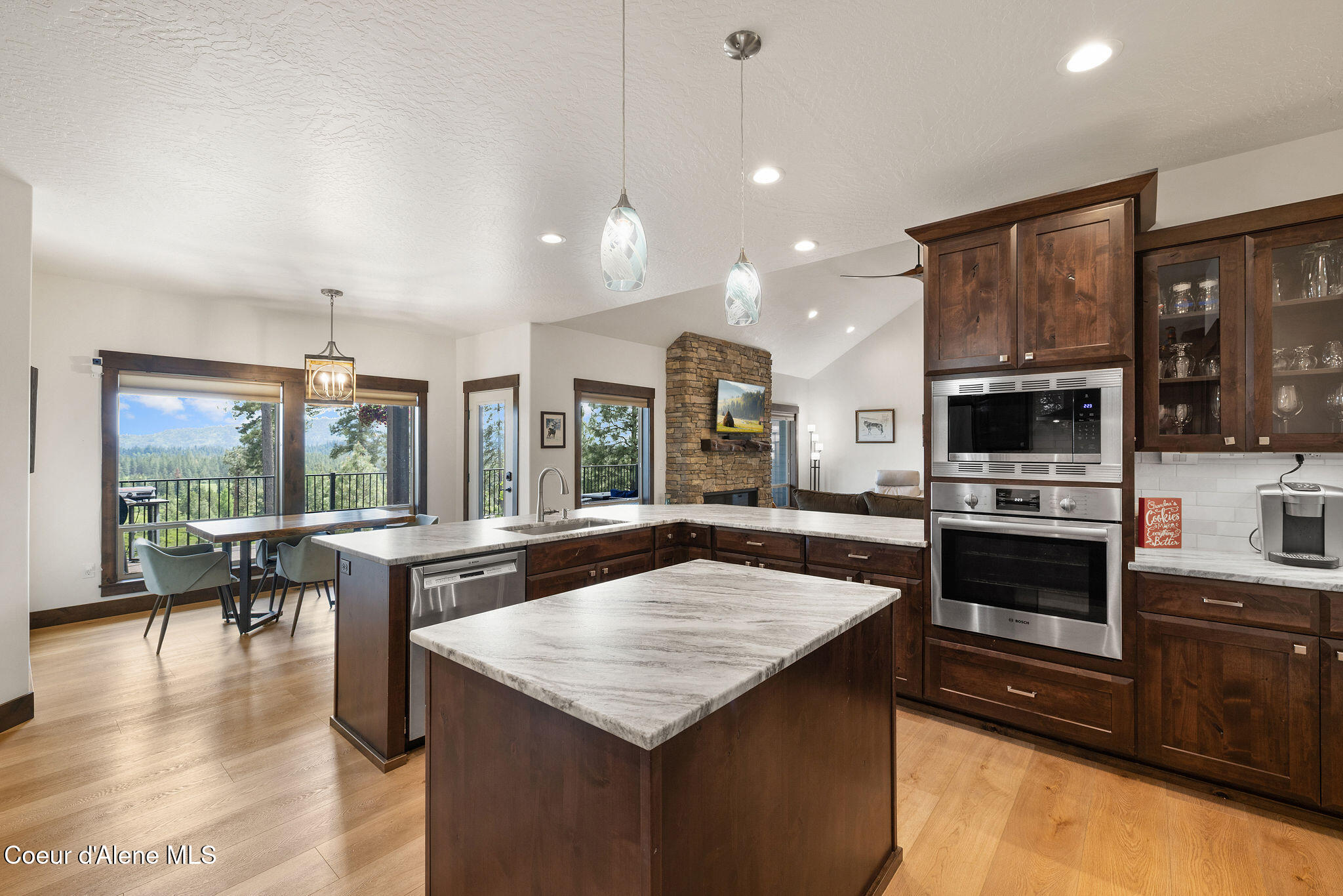 5039 West Presley Road Coeur D'Alene, ID 83814 - Photo 19 of 72 Kitchen