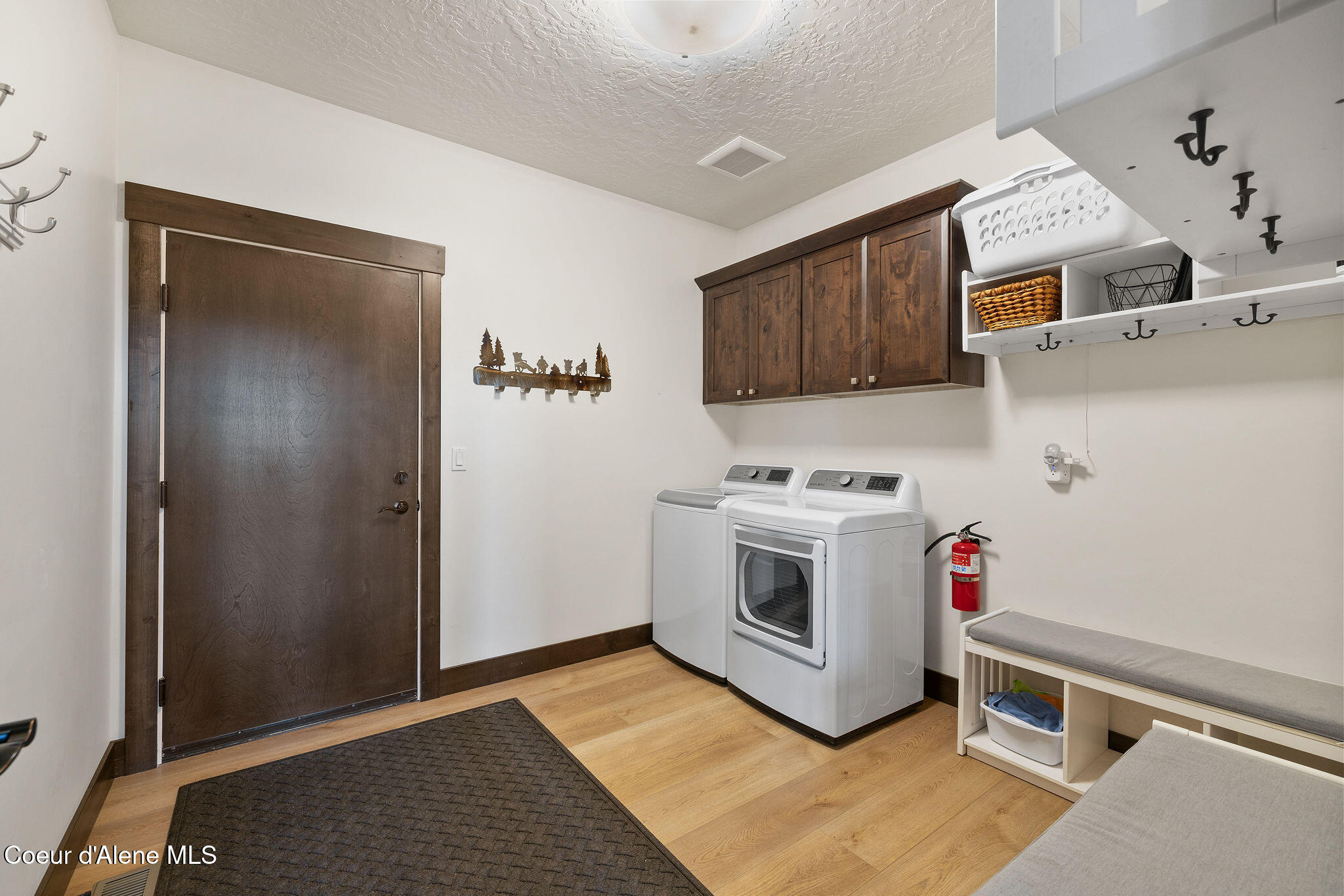 5039 West Presley Road Coeur D'Alene, ID 83814 - Photo 33 of 72 Laundry + Mud Room