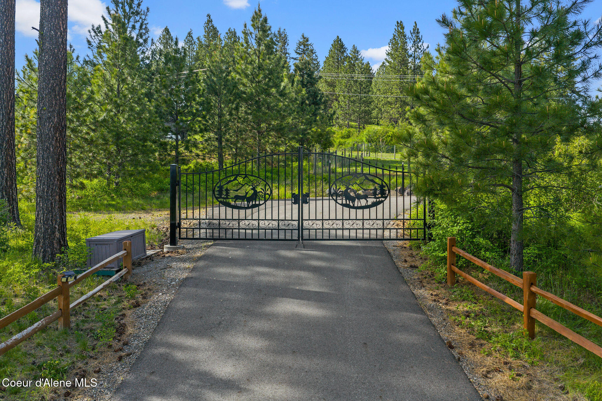 5039 West Presley Road Coeur D'Alene, ID 83814 - Photo 5 of 72 Gated Entrance