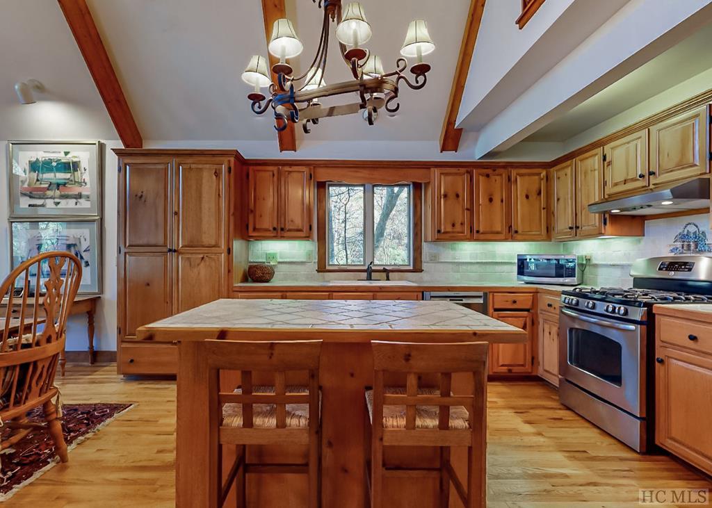 159 Hidden Springs Road Highlands, NC 28741 - Photo 12 of 40 Gallery Image 12