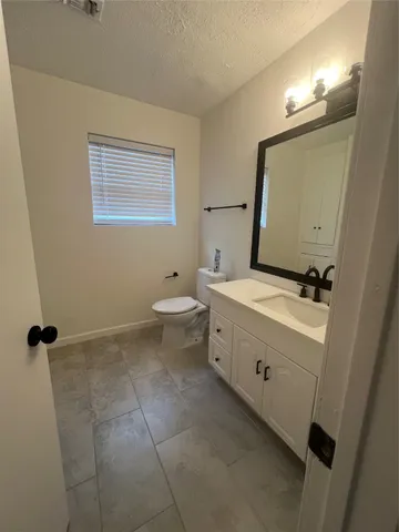 $2,500 | 6829 Driftwood Street, Houston, TX 77021