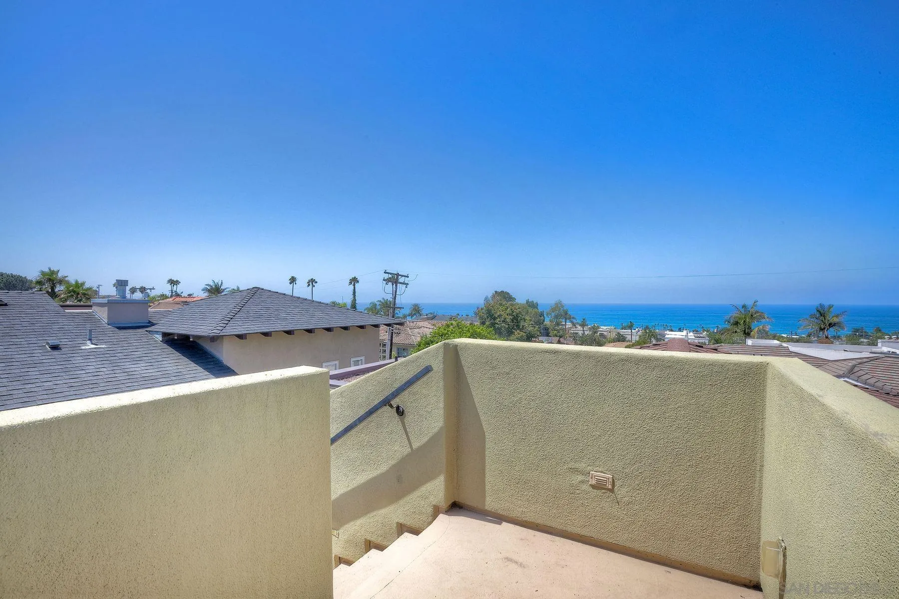2009 MacKinnon Avenue Encinitas, CA 92007 - Photo 28 of 46 a view of a terrace with outdoor space