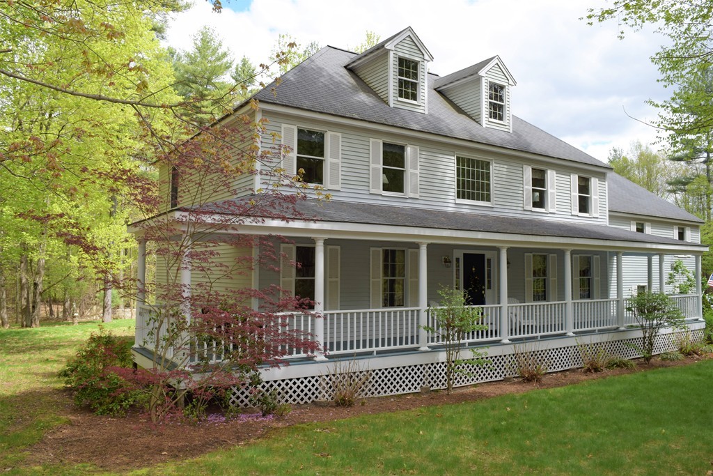 186 Robinson Road Boxborough, MA 01719 - Photo 1 of 28 Gallery Image 1