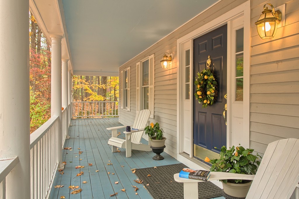186 Robinson Road Boxborough, MA 01719 - Photo 3 of 28 Gallery Image 3