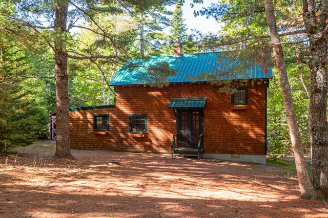 $479,000 | 9 Byrnes Road, Bar Harbor, ME 04609
