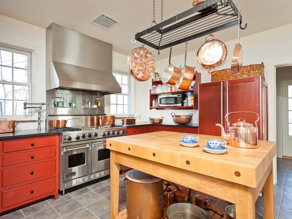630 South Union Road Union, ME 04862 - Photo 9 of 26 Perfectly set up for those who love...