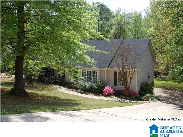 1309 Round Hill Road Birmingham, AL 35216 - Photo 3 of 28