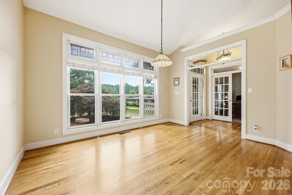 3121 Cove Loop Road Hendersonville, NC 28739 - Photo 8 of 48