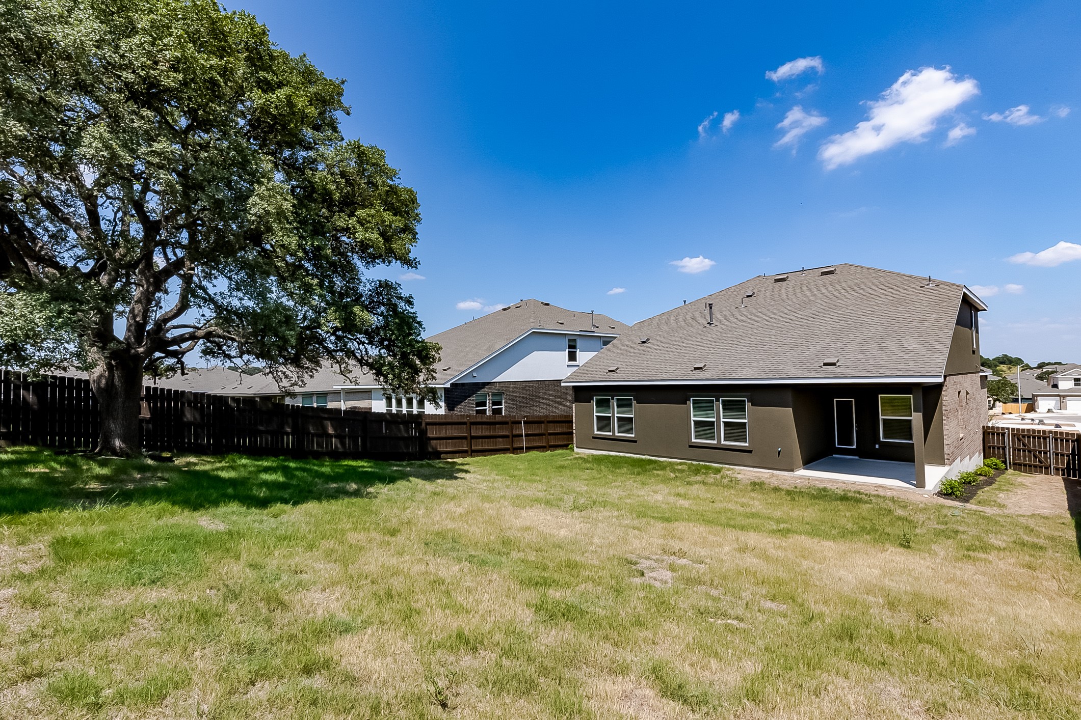 2001 Four Waters Loop Georgetown, TX 78628 - Photo 36 of 40 Gallery Image 36