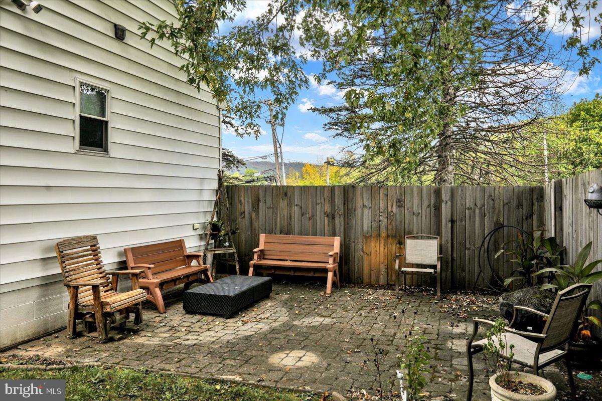 518 Spring Valley Road Reading, PA 19604 - Photo 24 of 49