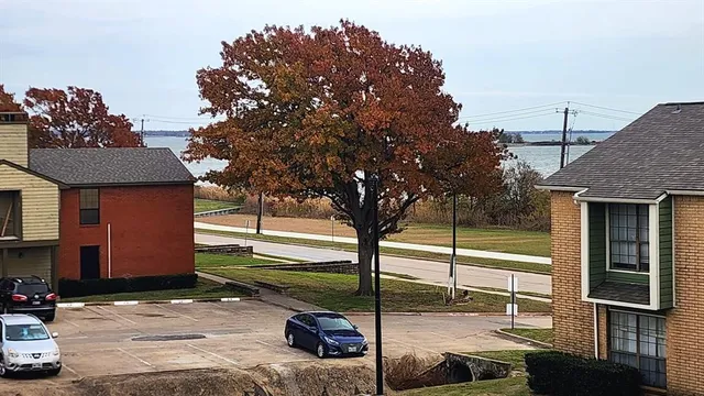 $1,299 | 5813 Lake Hubbard Parkway, Unit 408, Garland, TX 75043