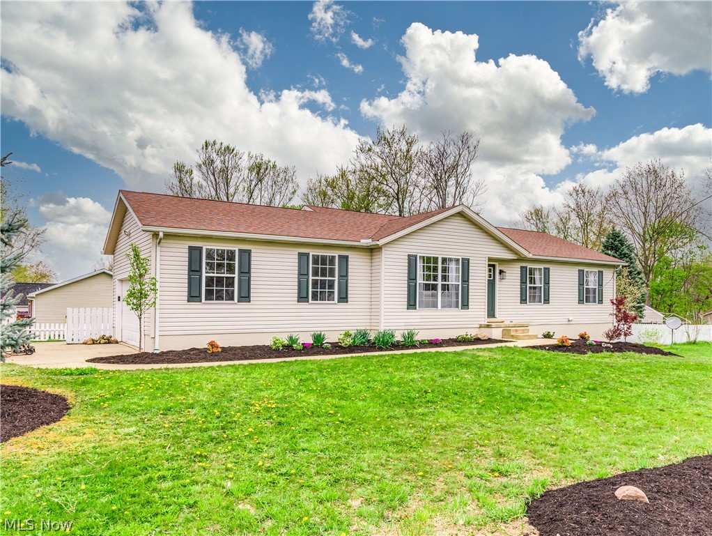 3515 Samuel Road Akron, OH 44312 - Photo 2 of 30