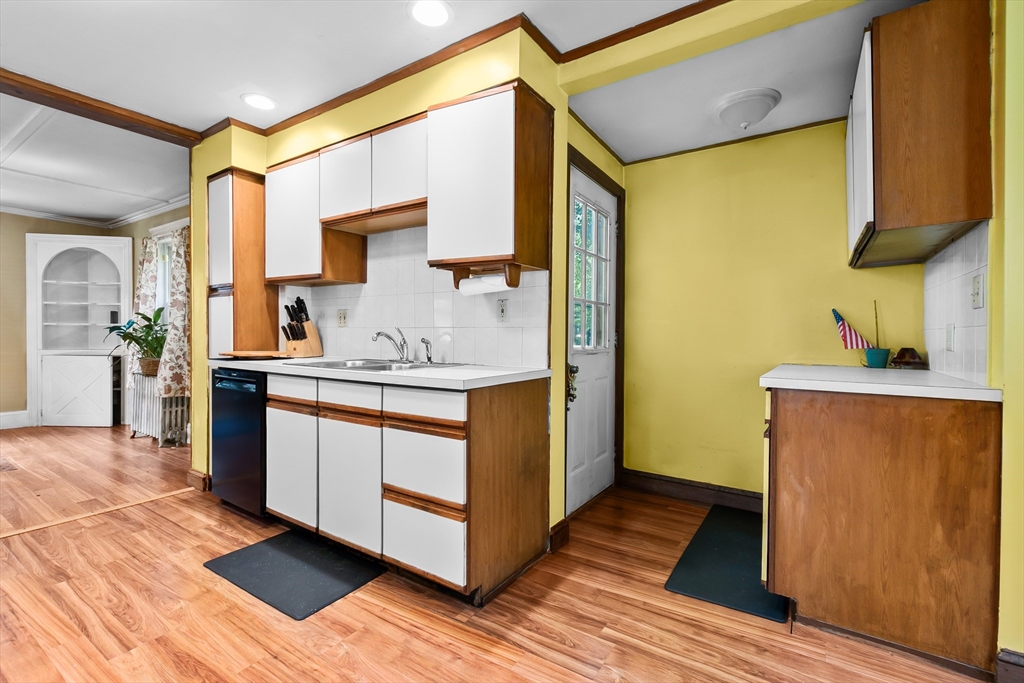 123 Linden Road Melrose, MA 02176 - Photo 11 of 26 Gallery Image 11