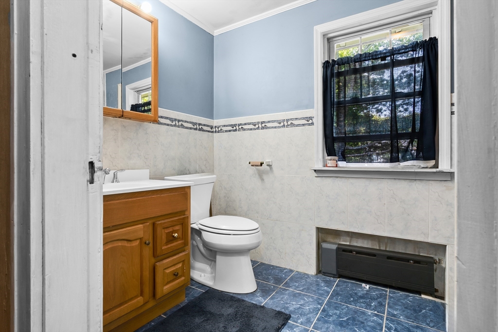 123 Linden Road Melrose, MA 02176 - Photo 13 of 26 Gallery Image 13