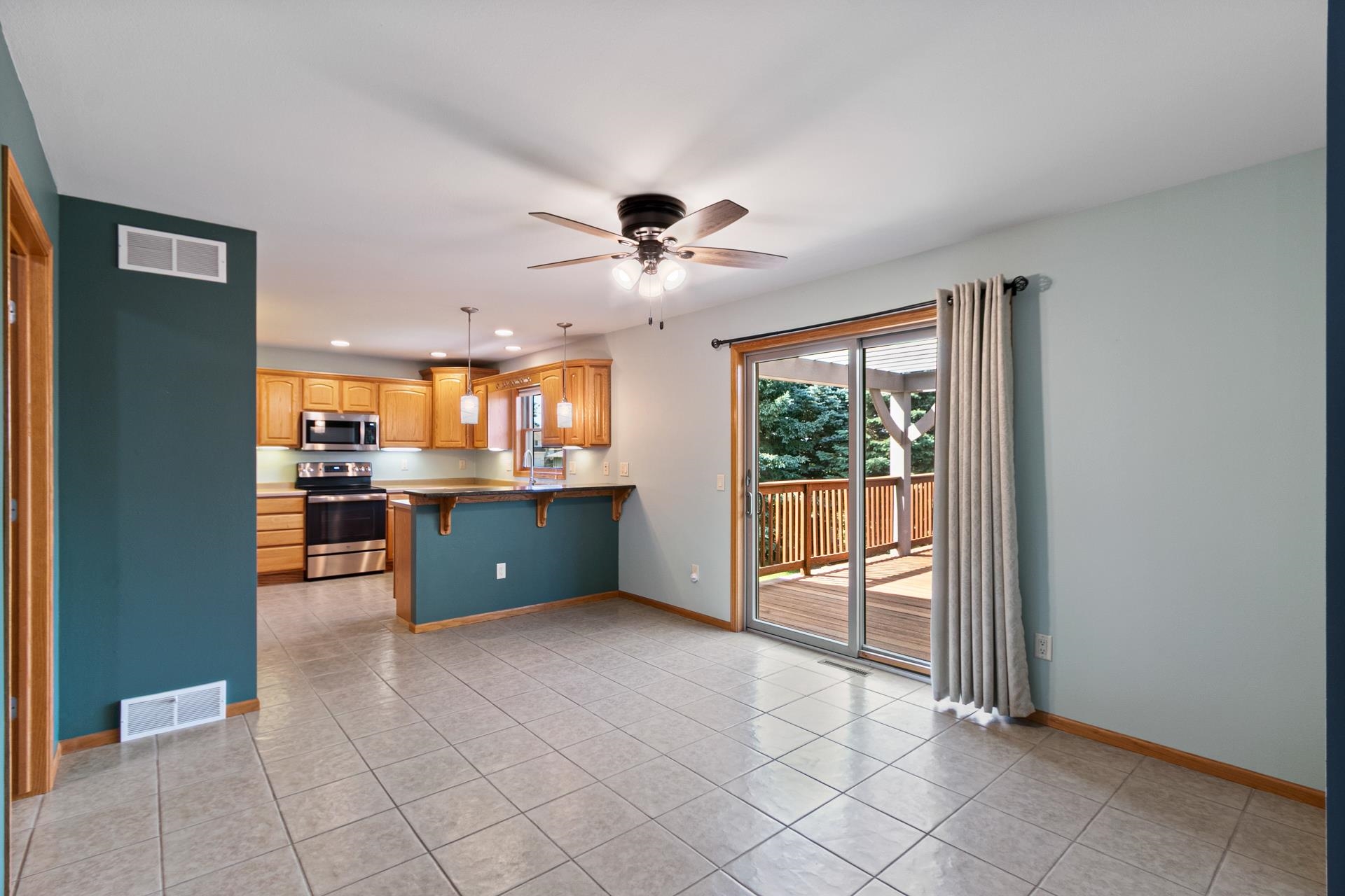 1601 Raspberry Lane Mount Horeb, WI 53572 - Photo 14 of 67