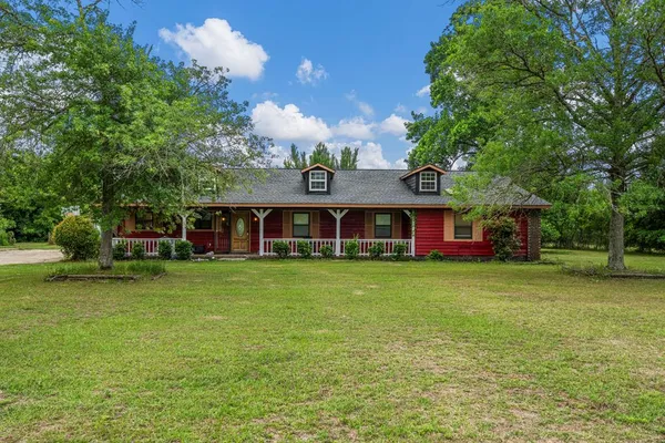 $429,000 | 29 Overlook Drive, Seale, AL 36875