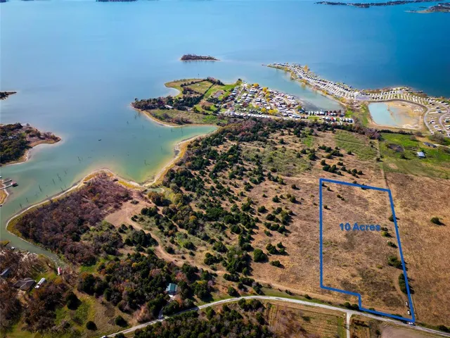 a view of a fireplace